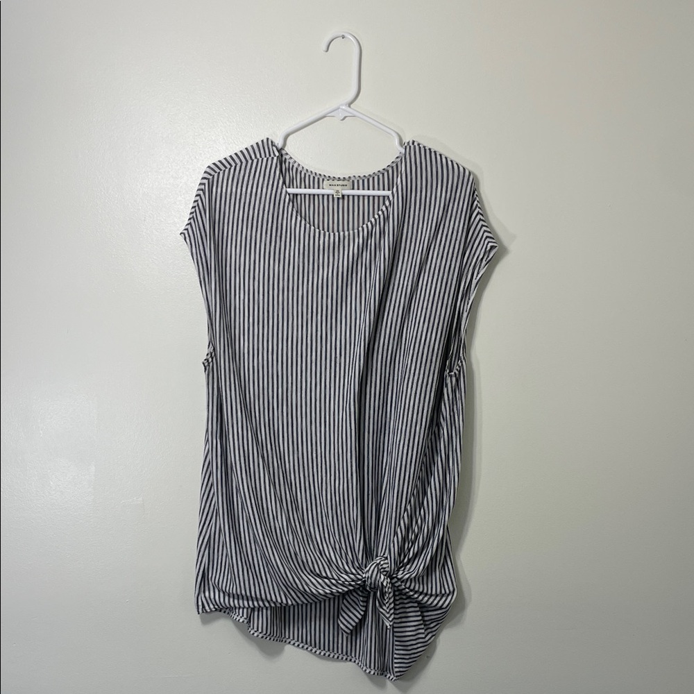 Max Studio Striped Black and White Women's Tie-Front Top 2X